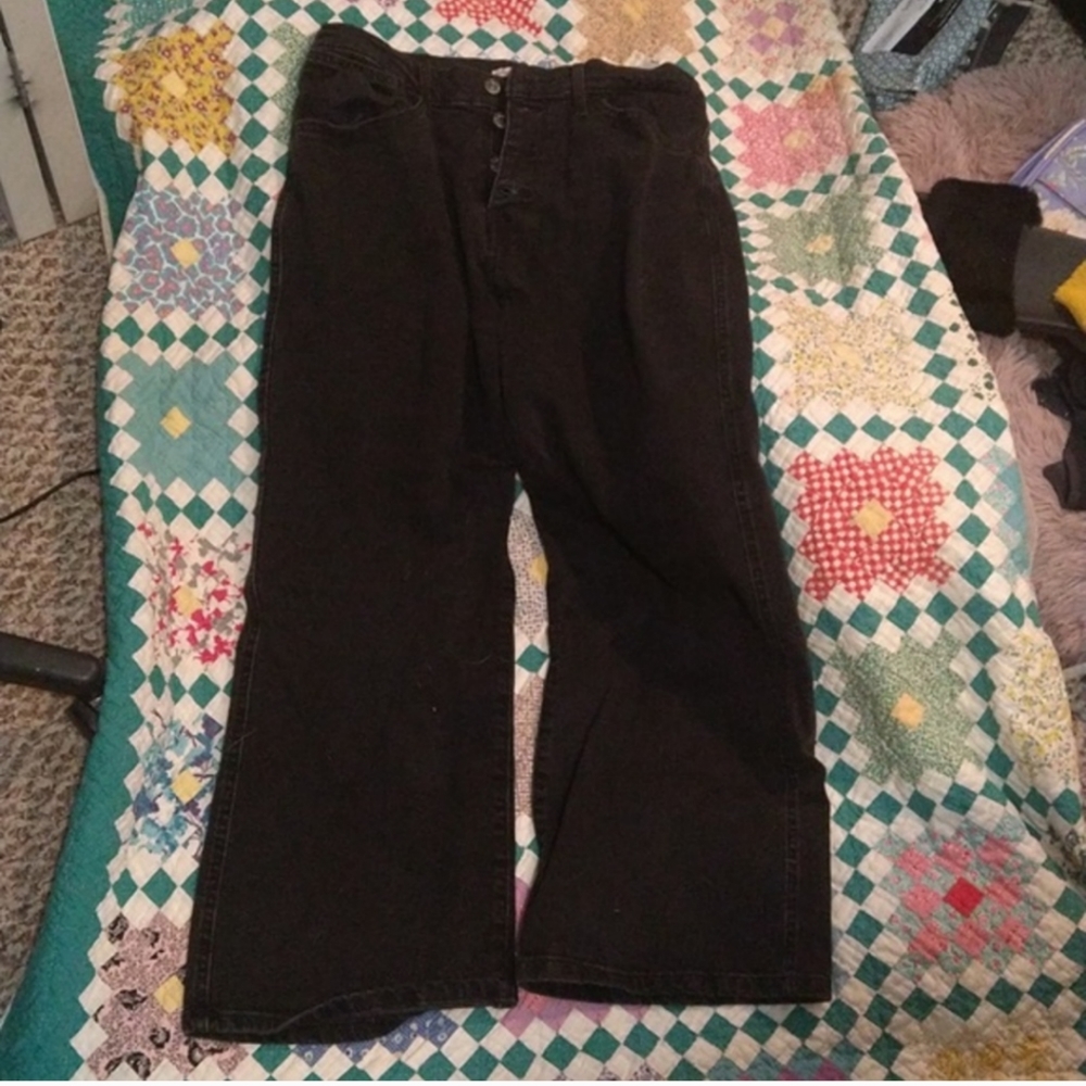 Black Levi Jeans | Size 29 | Black High Waisted Cropped Wide Leg Levi Jeans